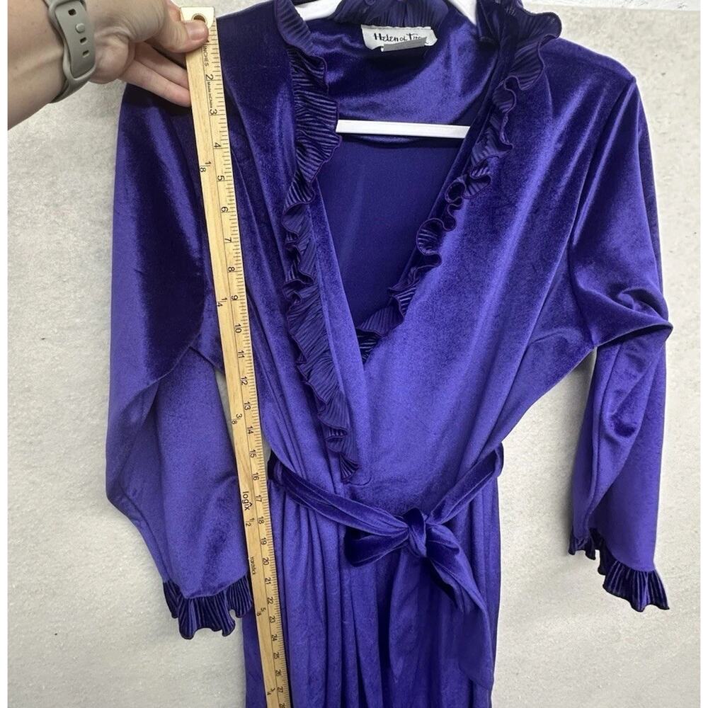 Vintage Robe Helen Of Troy Womens M Velvet Velour Royal Purple Belted Grannycore - Picture 6 of 10